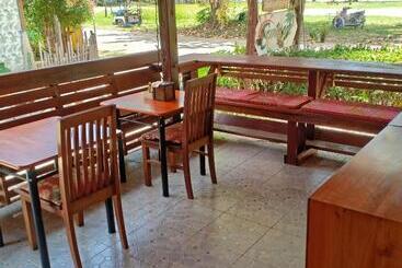 Suntisook Resort