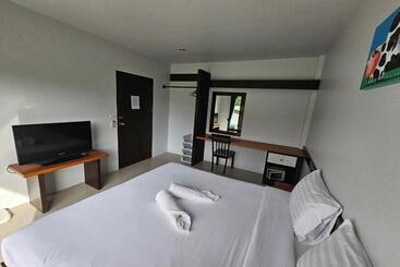 The One Cozy Vacation Residence Sha