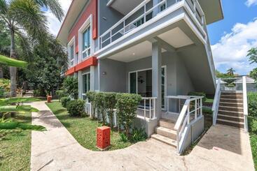 The One Cozy Vacation Residence Sha