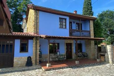 Villa Paraes - Nava