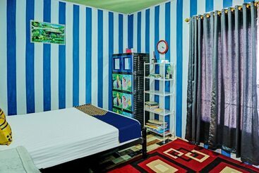 هتل Spot On 92169 Homestay Zahra Syariah