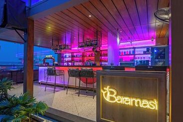 هتل Treebo Premium Baramasi By Jai Club Prime
