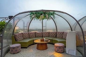 هتل Treebo Premium Baramasi By Jai Club Prime