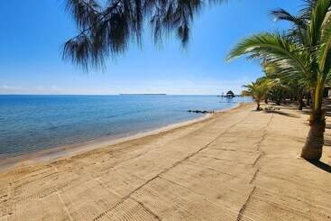 هتل Ceiba Beach Resort