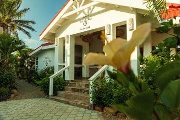 هتل Ceiba Beach Resort