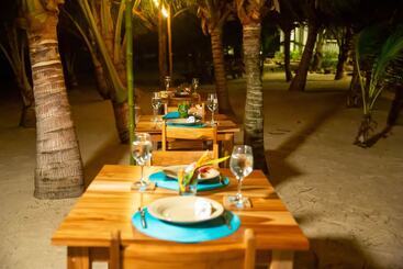 هتل Ceiba Beach Resort