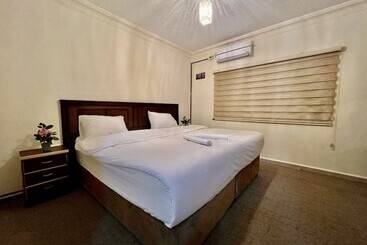 Raqeem Hostel