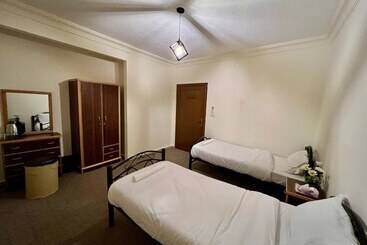 Raqeem Hostel