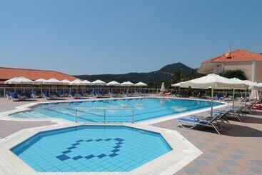 هتل Alea Resort