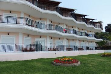 هتل Alea Resort