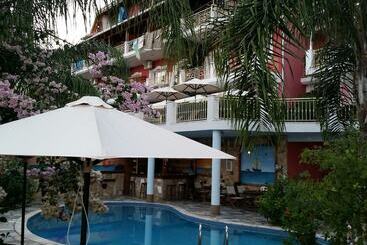 هتل Filoxenia Sea & View