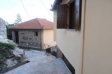هتل Mansion Terpou