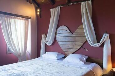 هتل Mansion Terpou