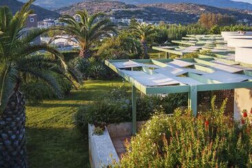هتل Nereids Apartments