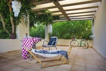 هتل Nereids Apartments