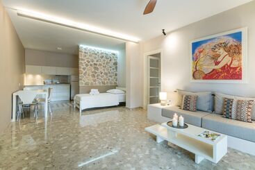 هتل Nereids Apartments