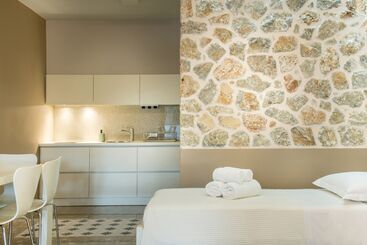 هتل Nereids Apartments