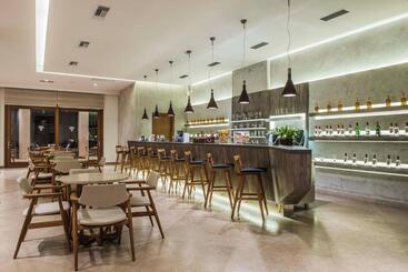 هتل Ostria Resort & Spa