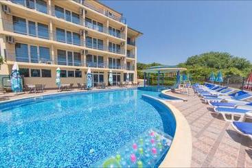 Peshev Family Hotel Vlas