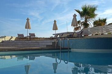 هتل Filoxenia Beach