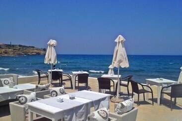 هتل Filoxenia Beach