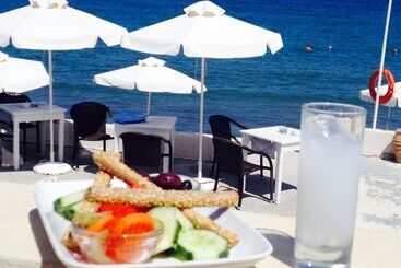 هتل Filoxenia Beach