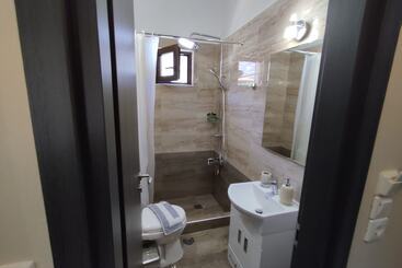 هتل Spartacus House