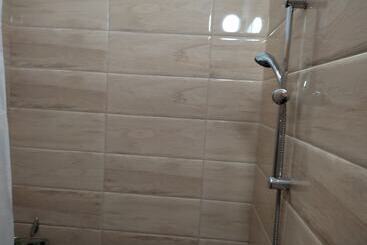 هتل Spartacus House