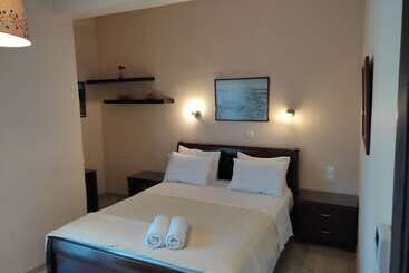 هتل Spartacus House