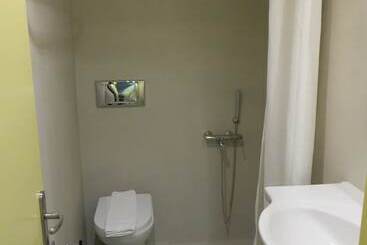 Leonidaion Guesthouse