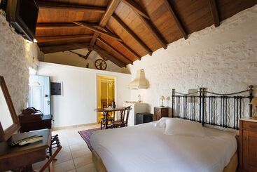 Lithos Stone Suites