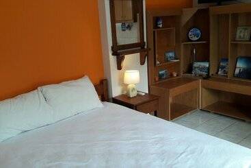 Orange Fodele