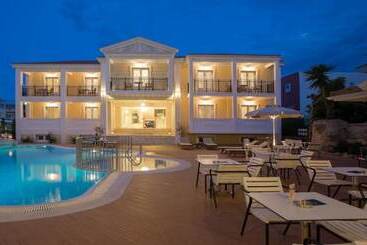 Royal Nidri Hotel & Apartments