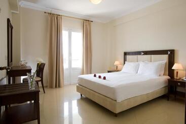 Royal Nidri Hotel & Apartments