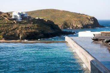 Sea Rock & Sky Private Mykonos Residence