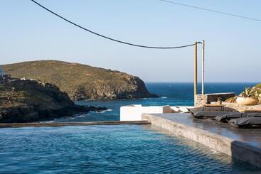 Sea Rock & Sky Private Mykonos Residence