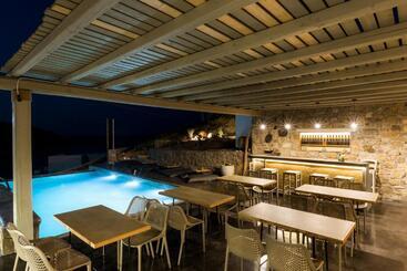 Sea Rock & Sky Private Mykonos Residence