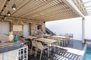 Sea Rock & Sky Private Mykonos Residence