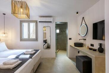 Sea Rock & Sky Private Mykonos Residence