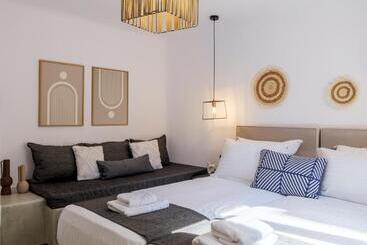 Sea Rock & Sky Private Mykonos Residence