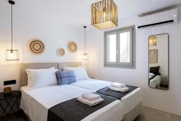 Sea Rock & Sky Private Mykonos Residence