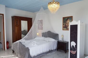 Villa Mantalena
