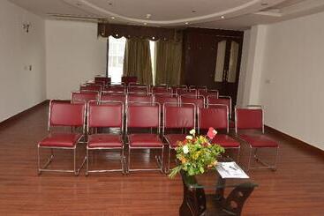 Airport Hotel Grand, New Delhi