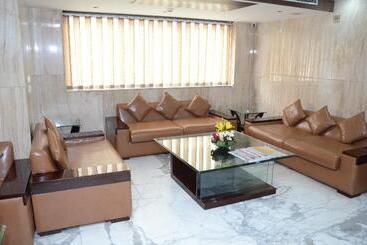 Airport Hotel Grand, New Delhi