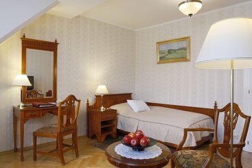 هتل Bristol Palace