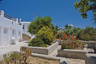 هتل Evagelia's Place