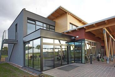 酒店 Konference Park