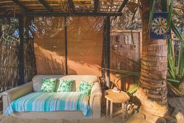 هتل Naif Rustic & Ecologic Lodge