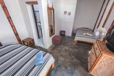 هتل Naif Rustic & Ecologic Lodge