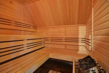 هتل Pension Villa Miluška